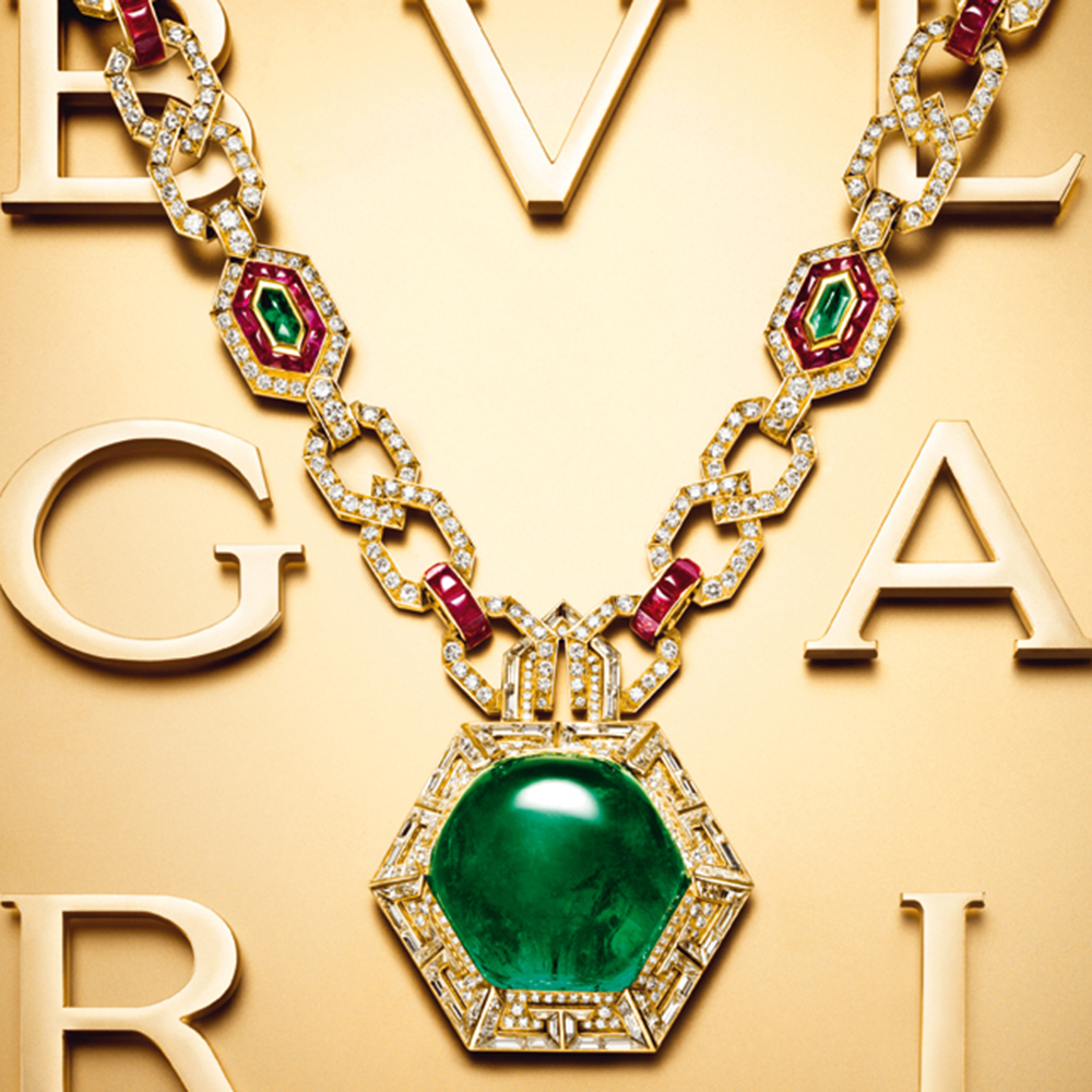 Bvlgari italy. Bvlgari: 125 years of Italian magnificence. Bvlgari книга. Bulgari s.p.a.. Картины в стиле булгари.